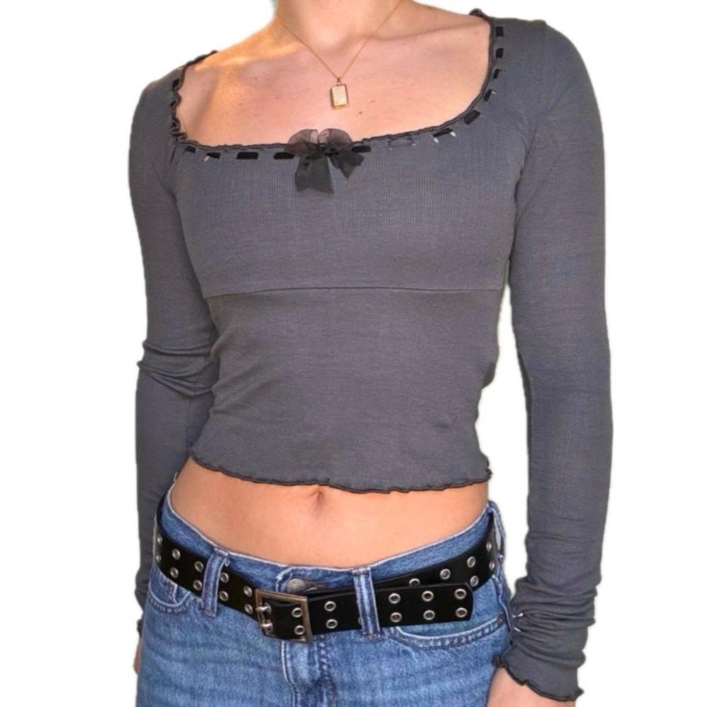 Urban Outfitters Gray Lettuce Edge Ribbon Bow Accent Baby Long Sleeve T Size M